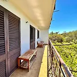 Jaka Apartman