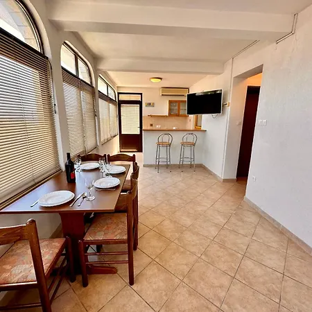 Apartman Jaka