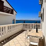 Jaka Apartament *