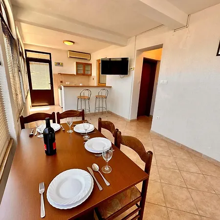 Jaka Apartment Crikvenica