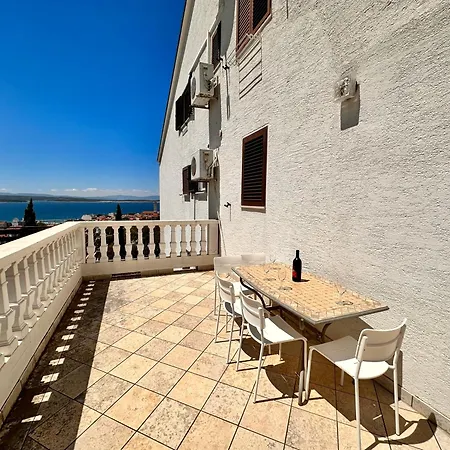 Jaka Apartament Crikvenica